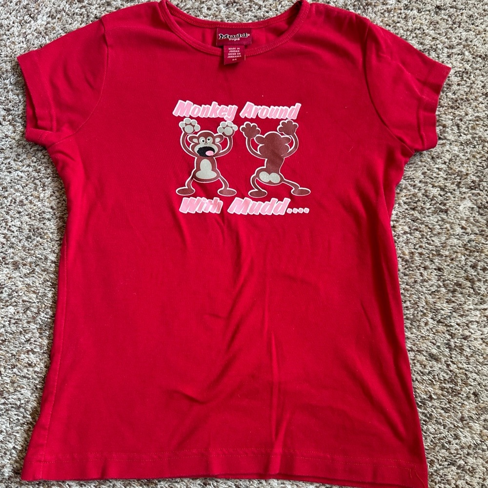 Juniors size medium red graphic monkey around with mudd t shirt y2k